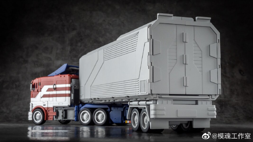Mohunstudio Generation Toy GT 3 Trailer With Interrogation Room  (2 of 9)